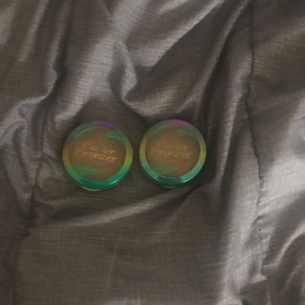 Butter bronzers